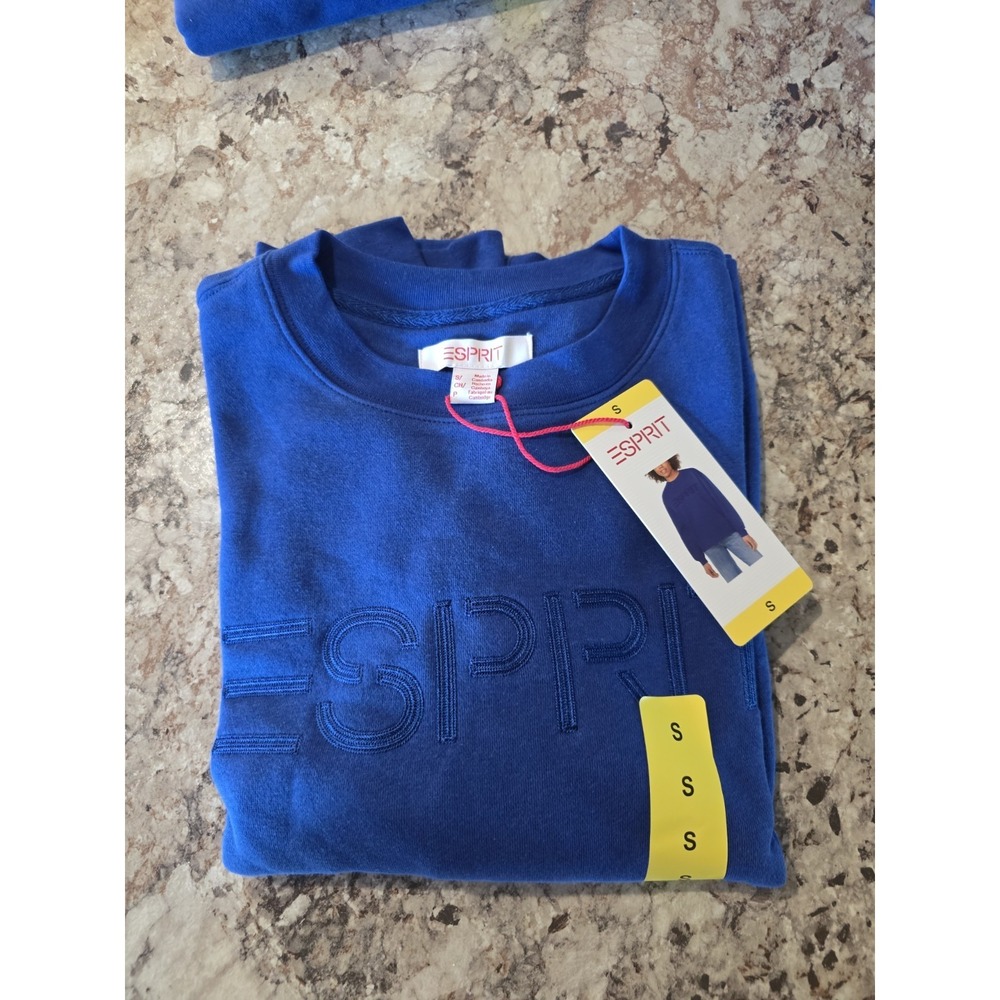 NWT Esprit Women's Logo Fleece Crewneck Sweatshirt Embroidered 80s Retro Viral
